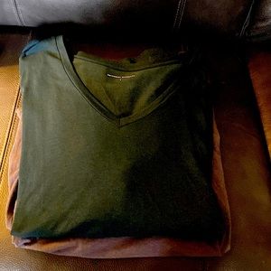 Gently used Universal Standard Green short and grey long sleeve v Rex T-shirts L